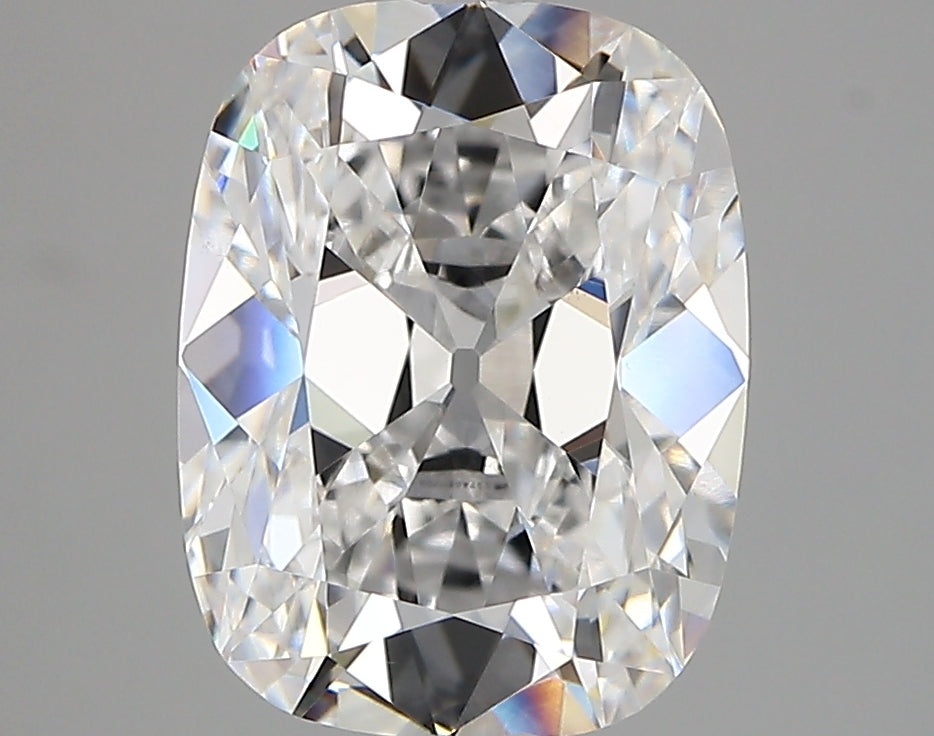 3.32 ct E VVS2 Old Mine Cushion
