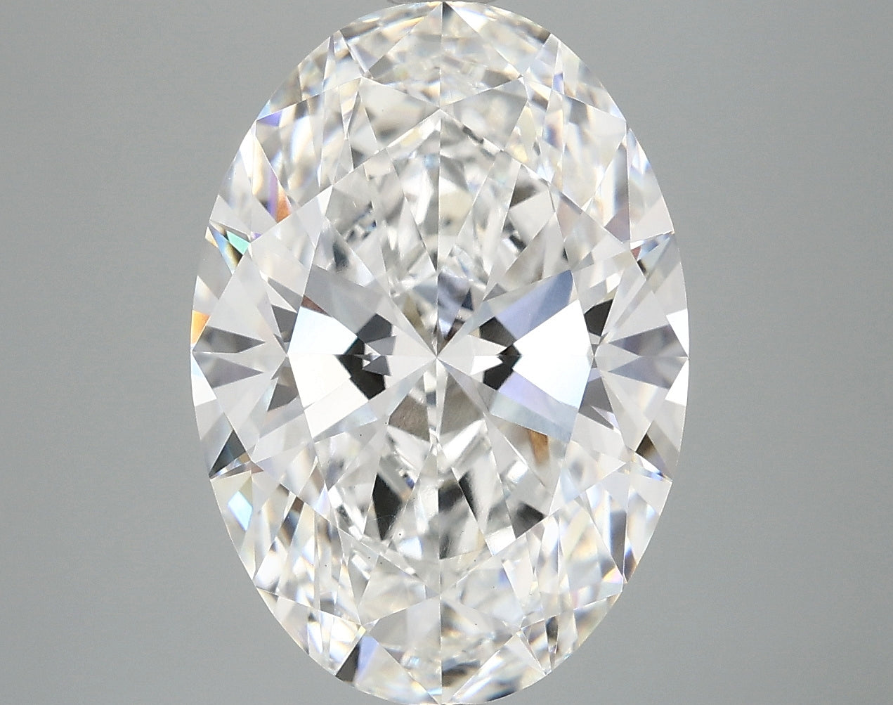 Oval: 6.05 D VS1