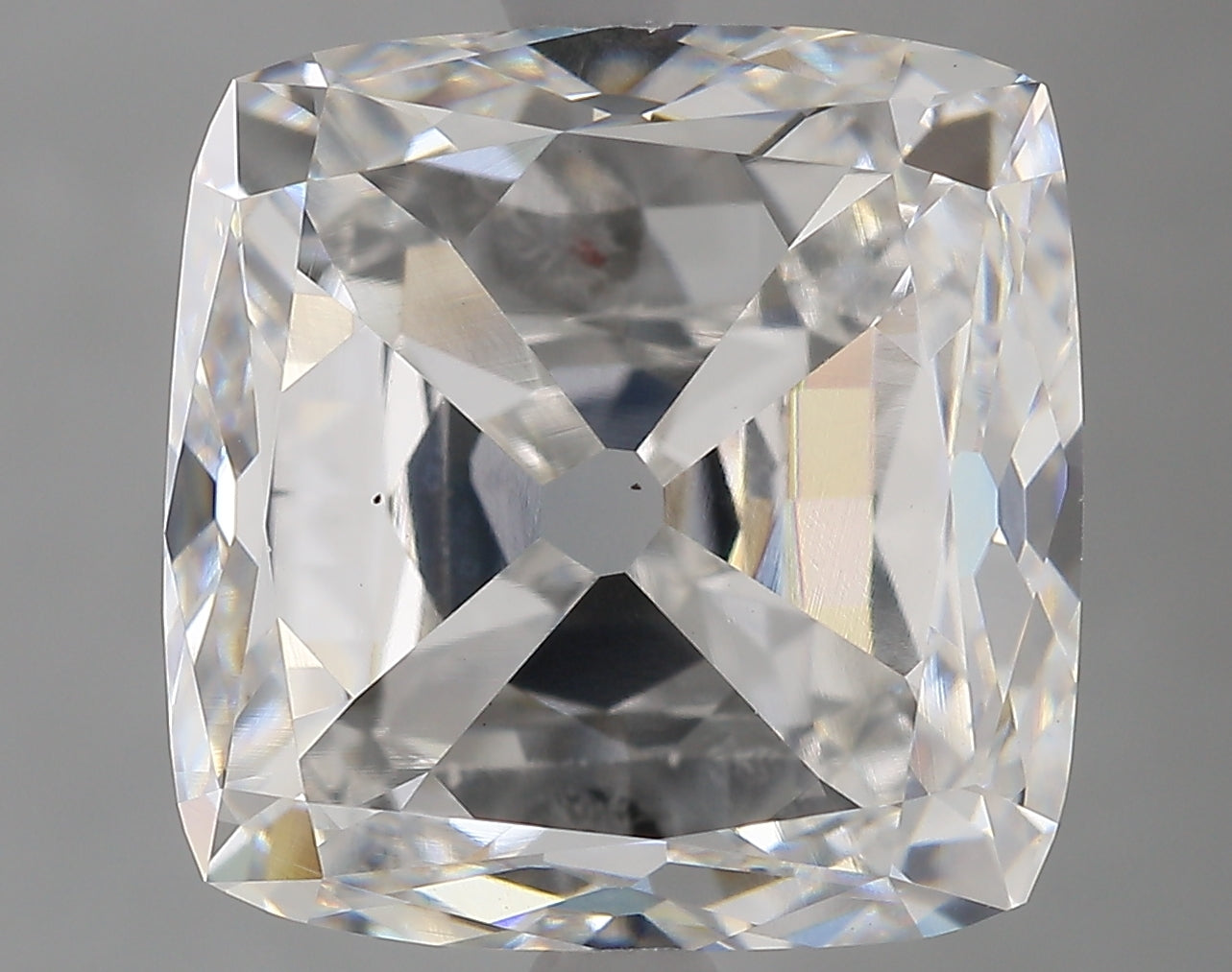 Antique Cushion (square): 6.01 G VS1