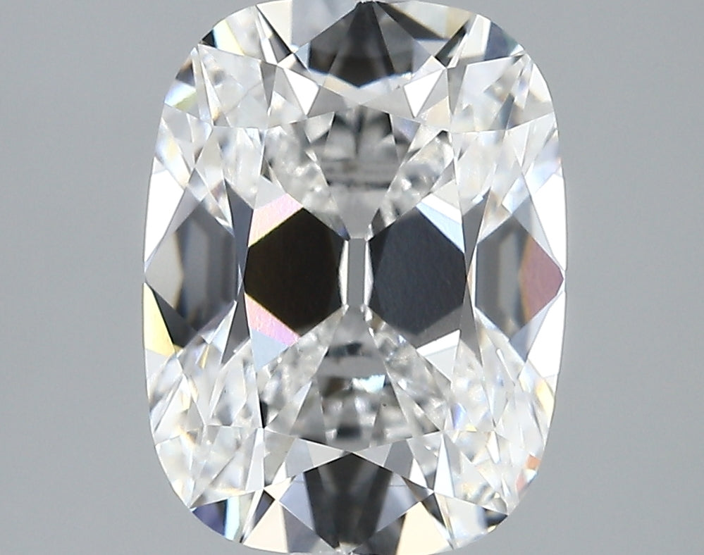 Antique Cushion: 4.02 E VS1