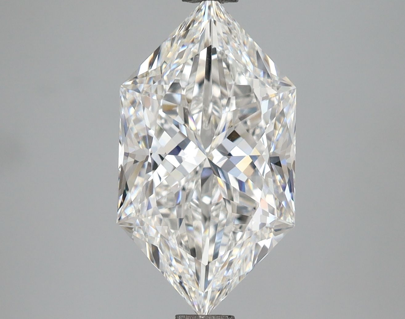 2.59ct E VVS2 Dutch Marquise