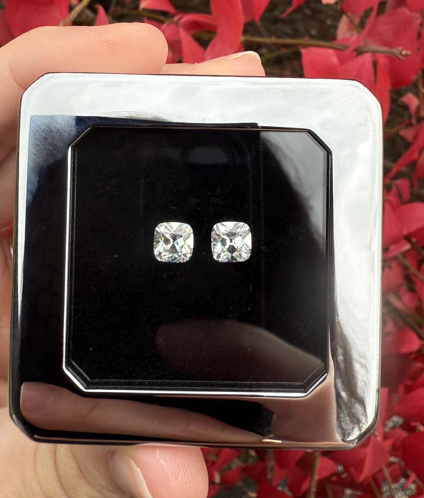 Square OMC matched pair: 2.09ctw