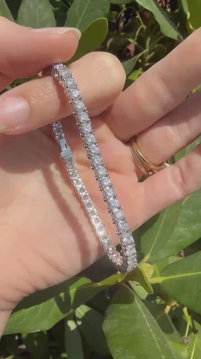 Tennis Bracelet: 5.87ctw 14k WG 7"