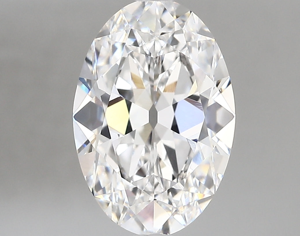Antique Oval: 3.01 D VVS2