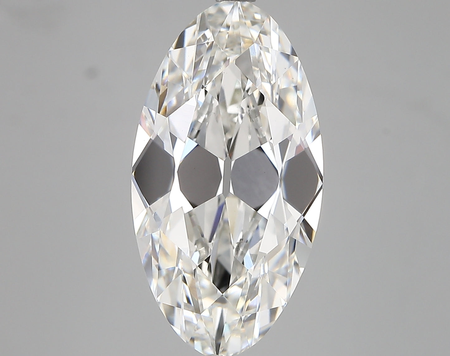 Antique Oval (Moval): 5.72 F VS1